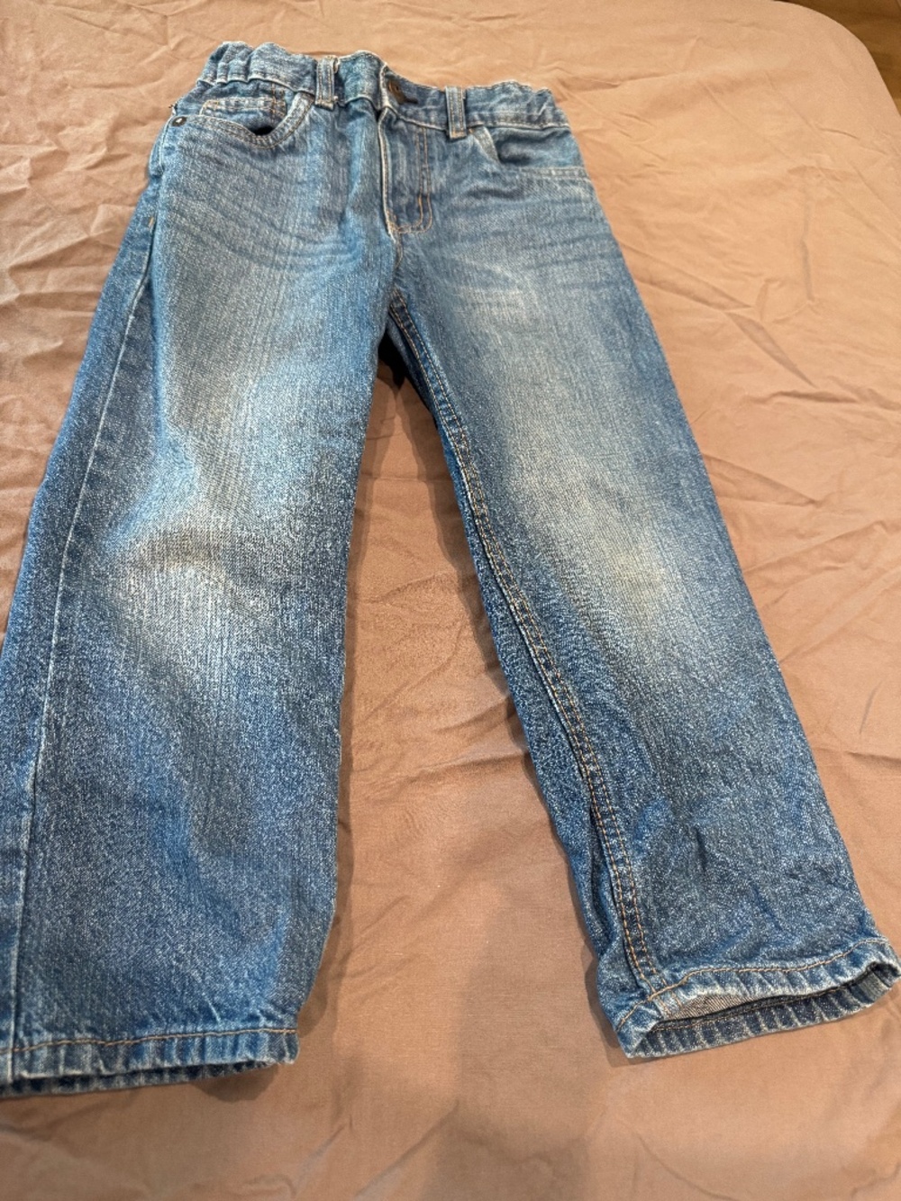 two pairs of Oshkosh boys jeans size 5.